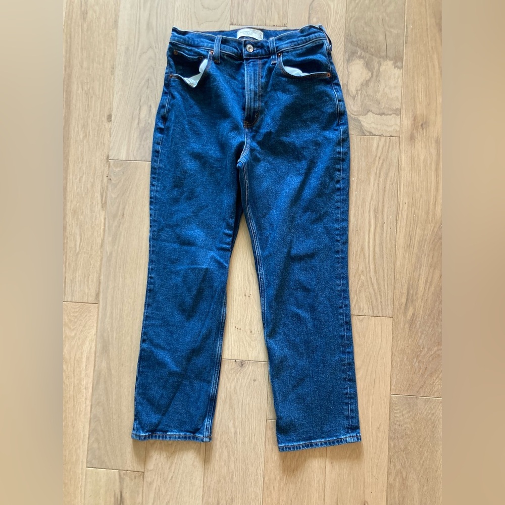Abercrombie & Fitch The Ankle Straight   Ultra High Rise blue jeans women’s
